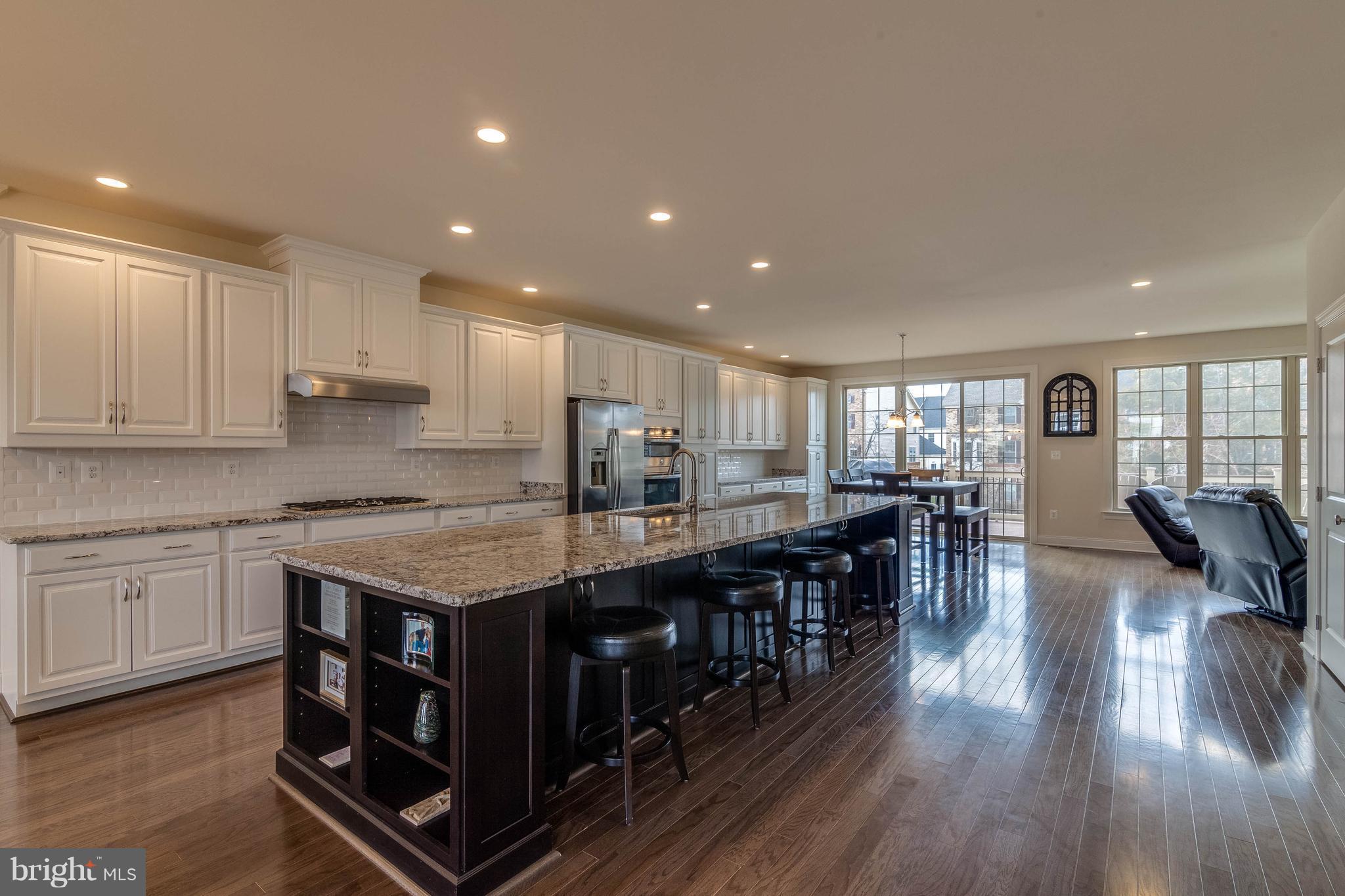 22563 Windsor Locks Square Ashburn, VA 20148 - Photo 7 of 30 Enormous Island