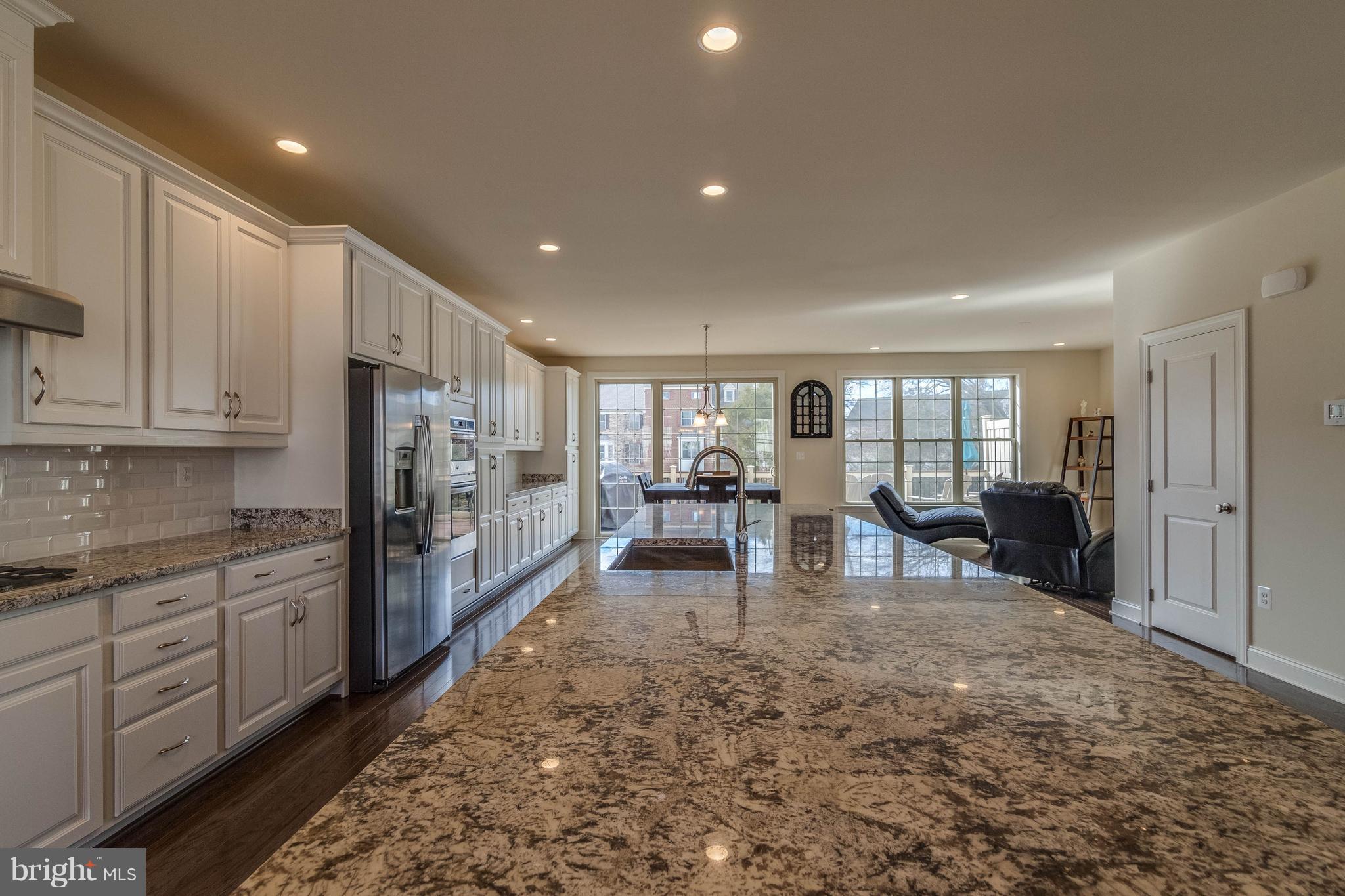 22563 Windsor Locks Square Ashburn, VA 20148 - Photo 8 of 30 Granite Counters and Farm Sink