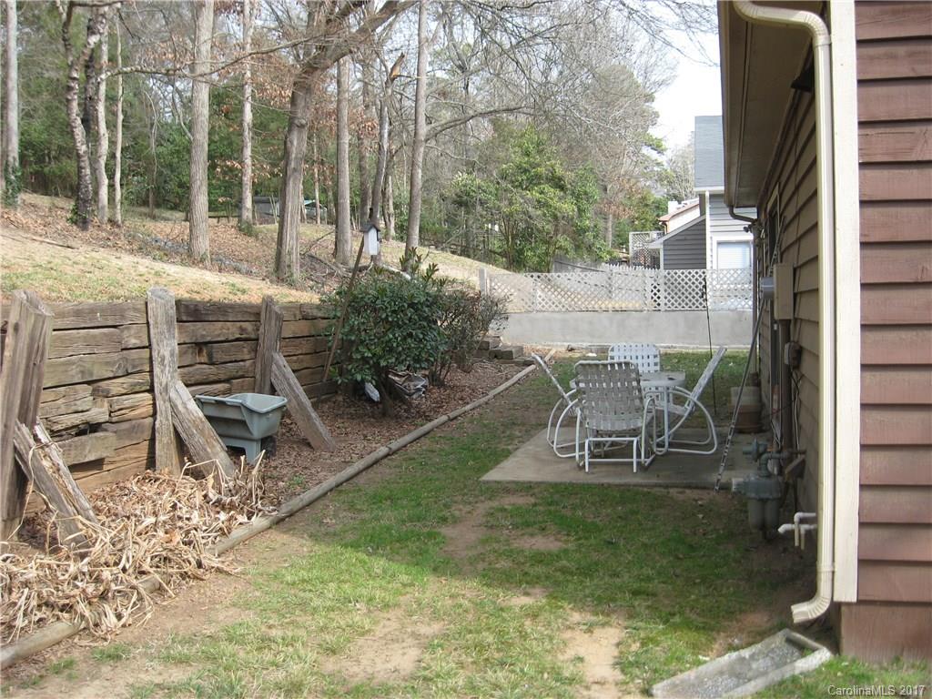 8224 Rittenhouse Circle Charlotte, NC 28270 - Photo 3 of 8