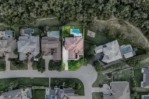 $1,375,000 | 802 Crestone Stream Drive, Lakeway, TX 78738