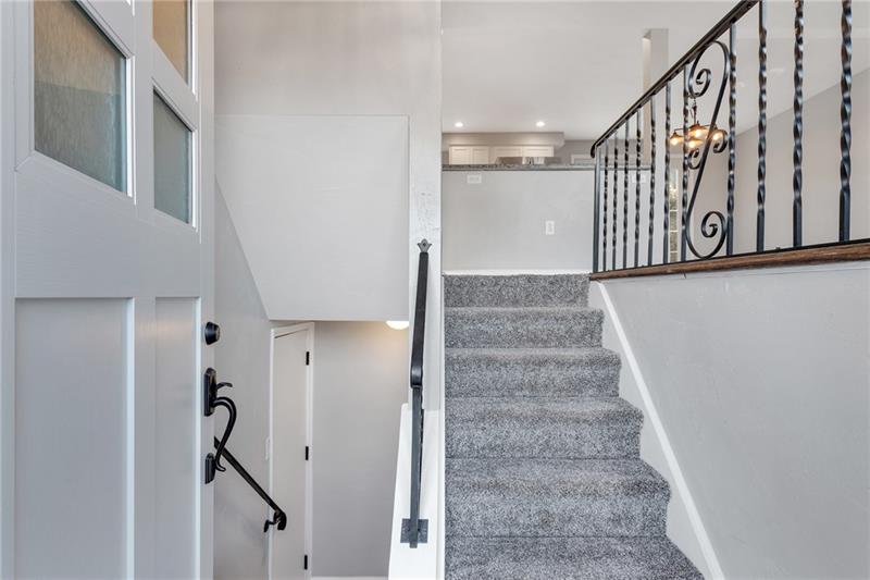 176 Walton Road Pittsburgh, PA 15236 - Photo 2 of 21 Gallery Image 2