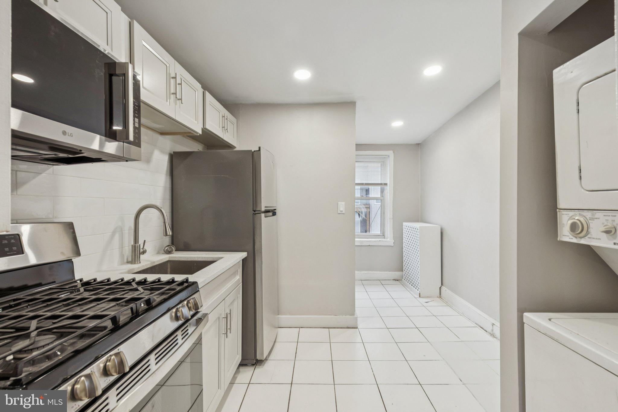 2131 Christian Street, Unit 3 Philadelphia, PA 19146 - Photo 4 of 10