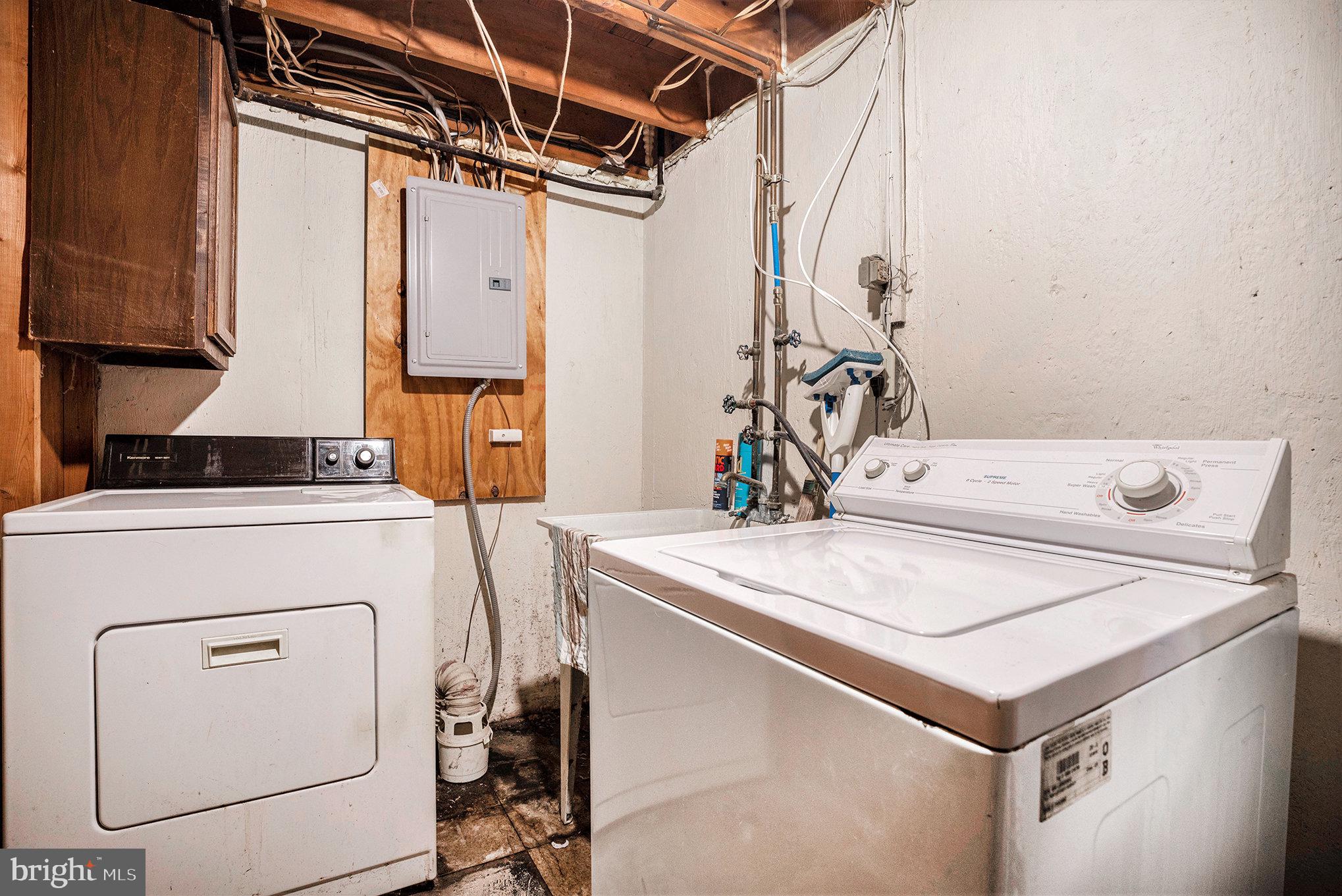 326 East Rambo Street Bridgeport, PA 19405 - Photo 22 of 26 a utility room with dryer and washer