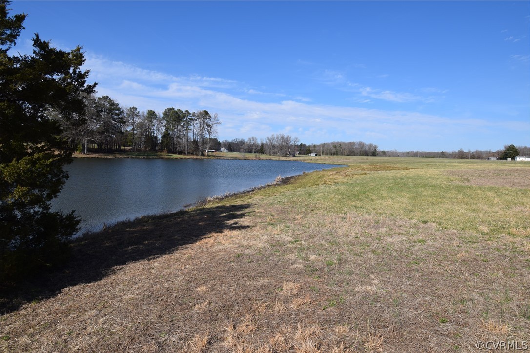16600 Sandy Ford Road Chesterfield, VA 23838 - Photo 30 of 50 a view of an ocean and city