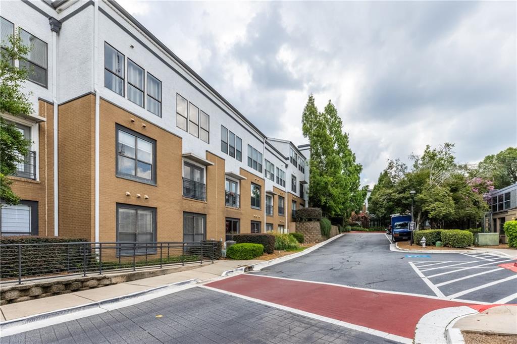 821 Ralph McGill Boulevard Northeast, Unit 2111 Atlanta, GA 30306 - Photo 7 of 47