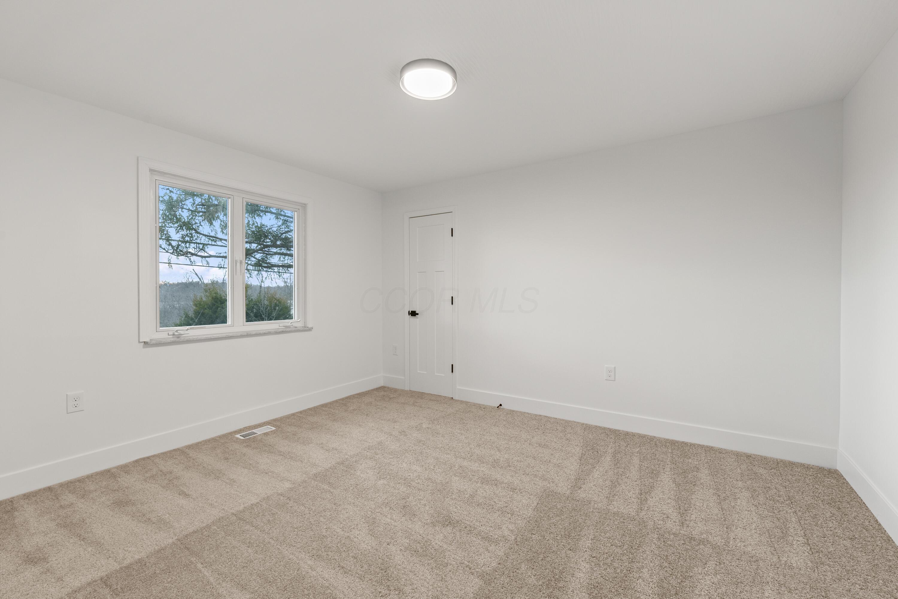 5265 Rutherford Road Powell, OH 43065 - Photo 21 of 26 DSC06484