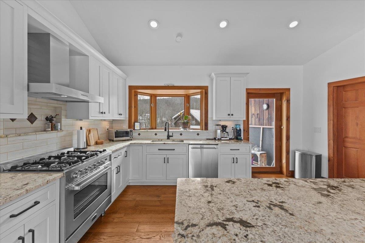 151 Rudys Lane Stowe, VT 05672 - Photo 23 of 59