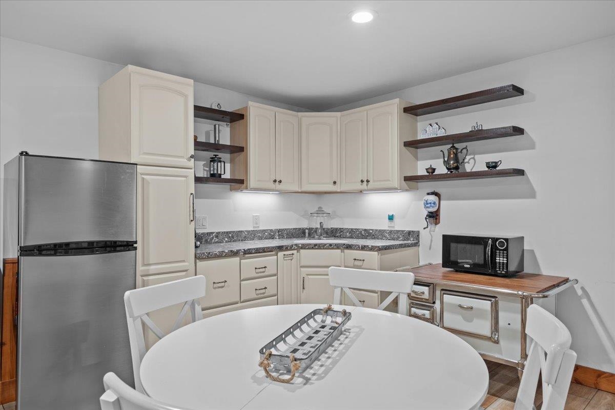 151 Rudys Lane Stowe, VT 05672 - Photo 45 of 59