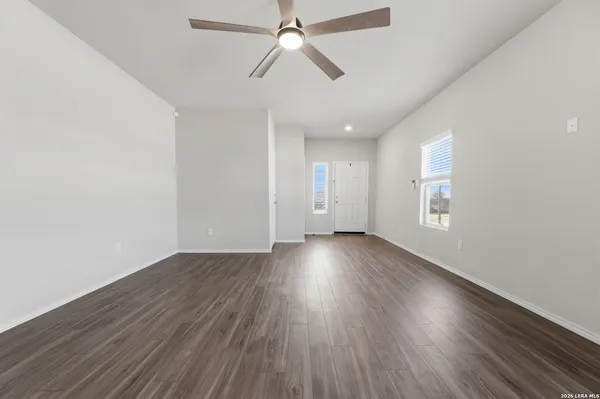 $2,050 | 186 Porcupine Lane, San Antonio, TX 78253