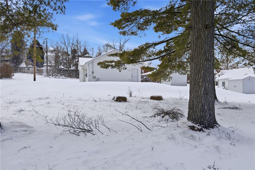 508 Fern Alley Duquesne, PA 15110 - Photo 18 of 18 a view of a yard with a tree