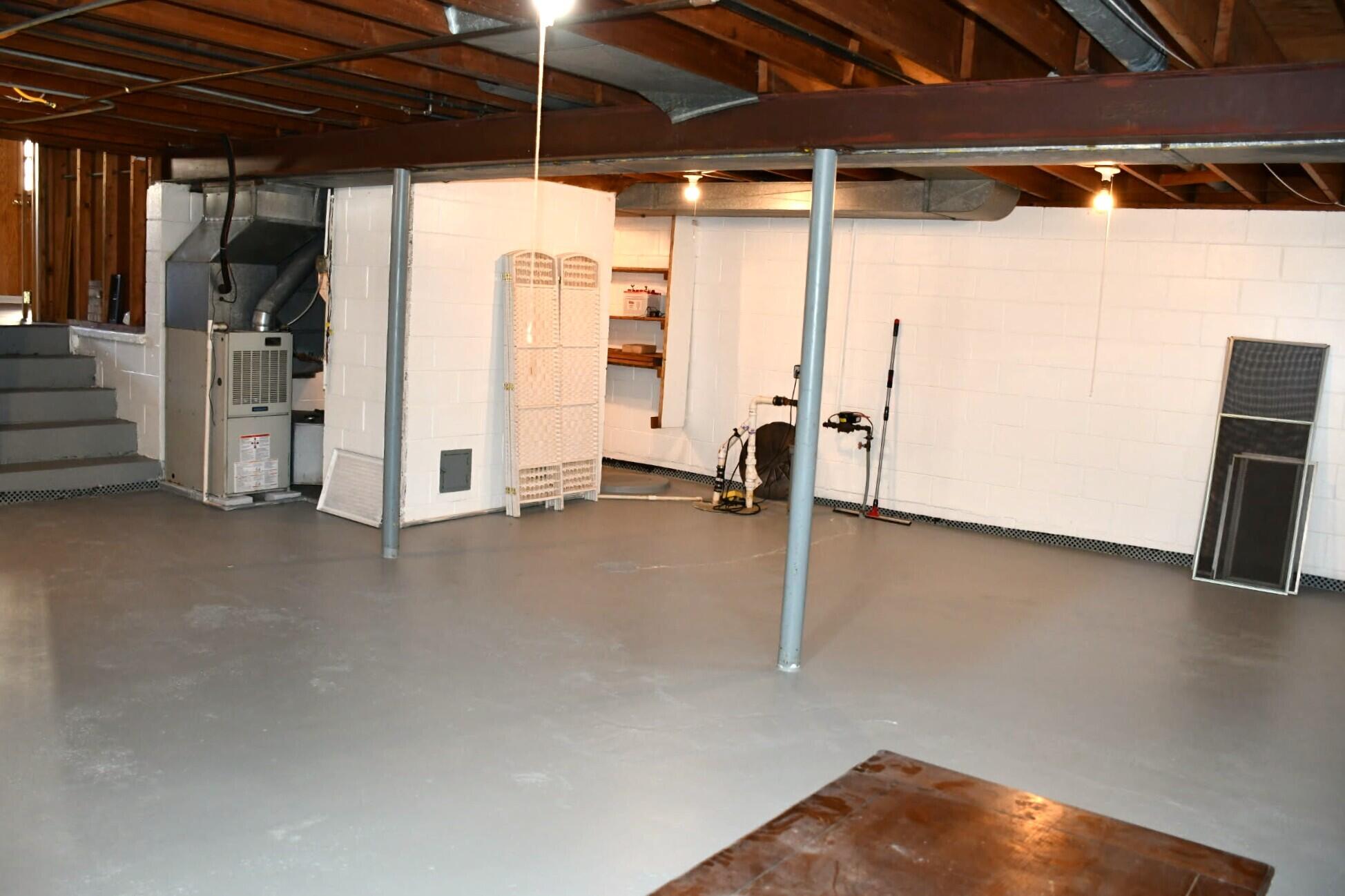 1645 Tulip Lane Munster, IN 46321 - Photo 18 of 23 a view of a room with wooden floor