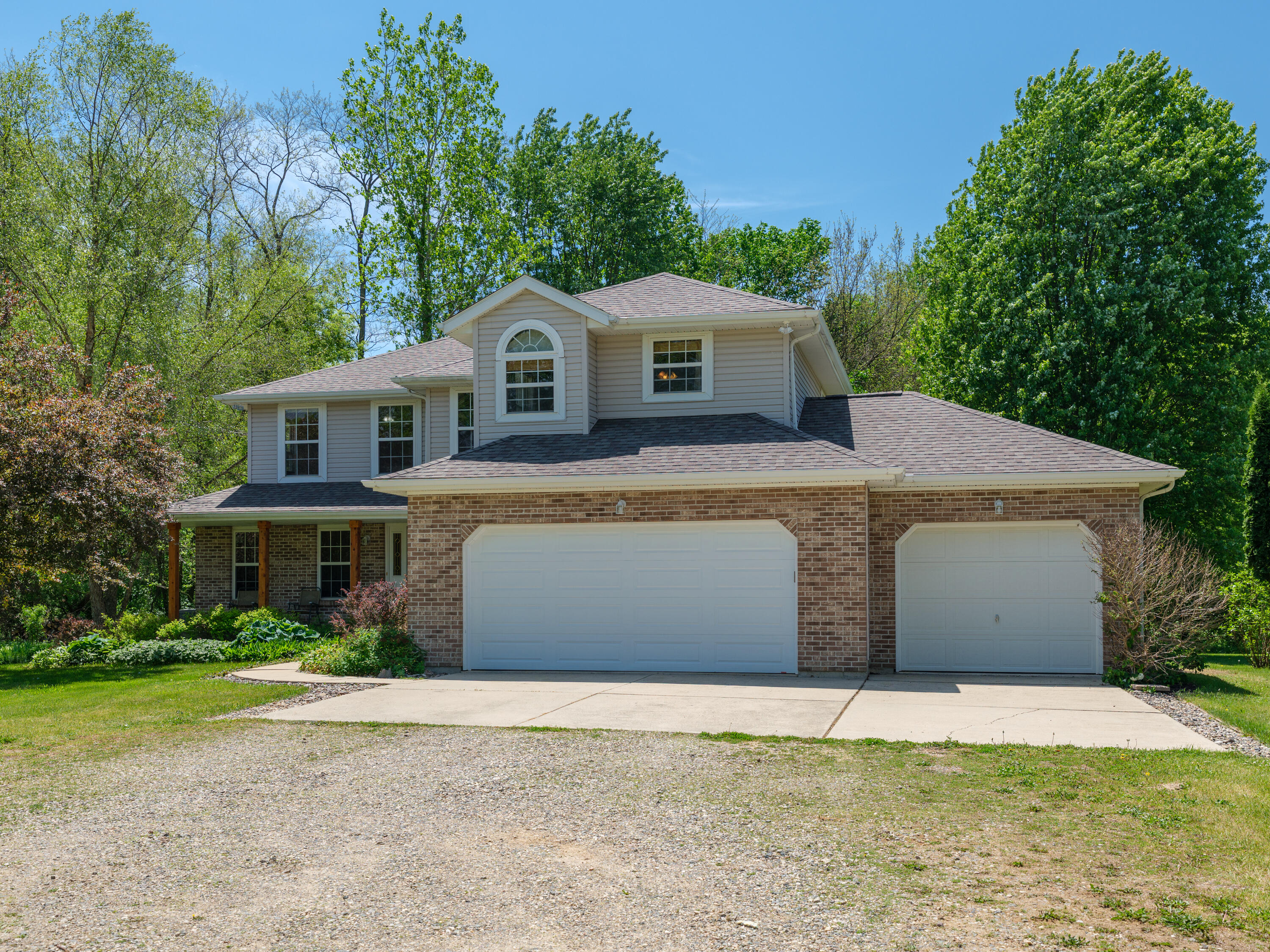1042 Hunter Ridge Battle Creek, MI 49017 - Photo 46 of 47 1042 Hunters Ridge-102