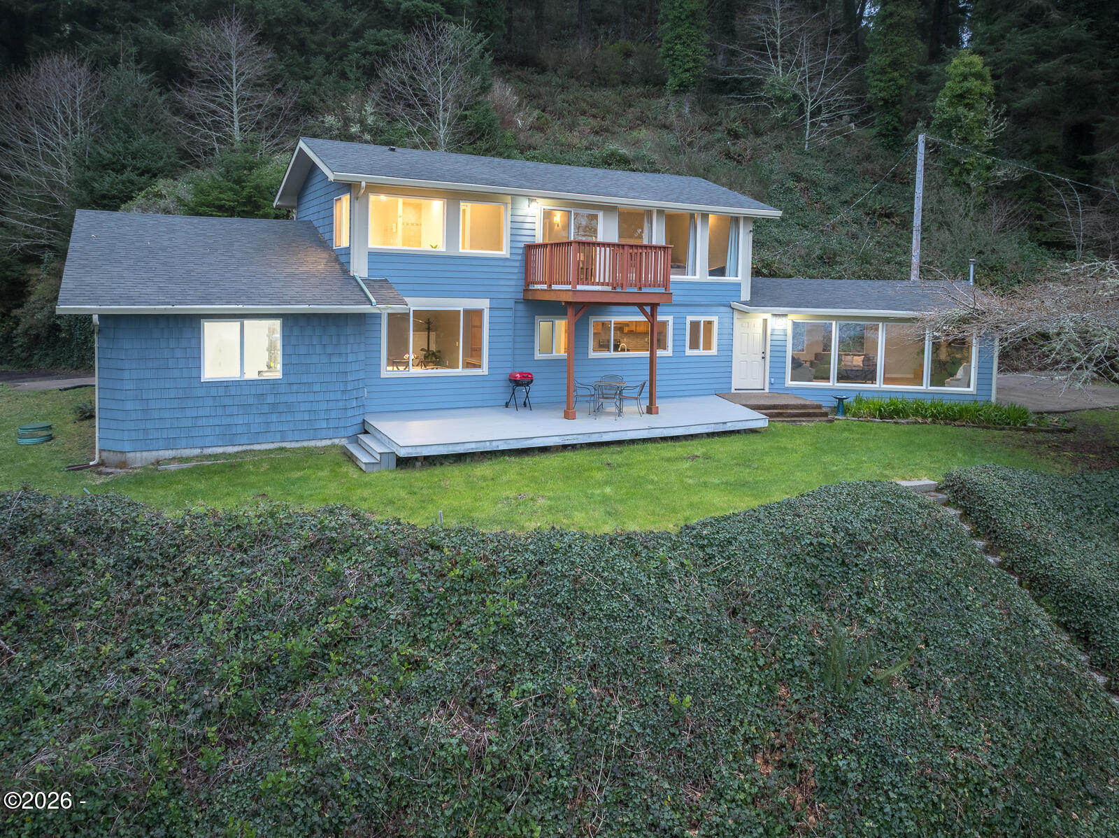 3823 Yaquina Bay Road Newport, OR 97365 - Photo 1 of 68 Web-1