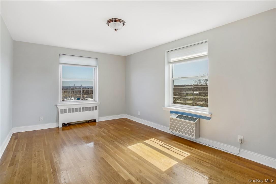 730 Pelham Road, Unit 3F New Rochelle, NY 10805 - Photo 9 of 26