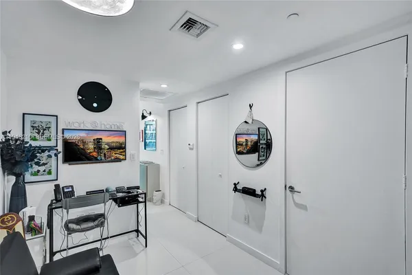 $4,100 | 1300 South Miami Avenue, Unit 4508, Miami, FL 33130