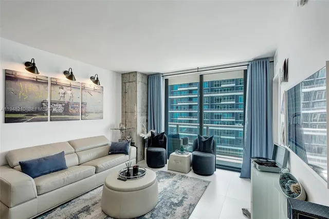 $4,100 | 1300 South Miami Avenue, Unit 4508, Miami, FL 33130