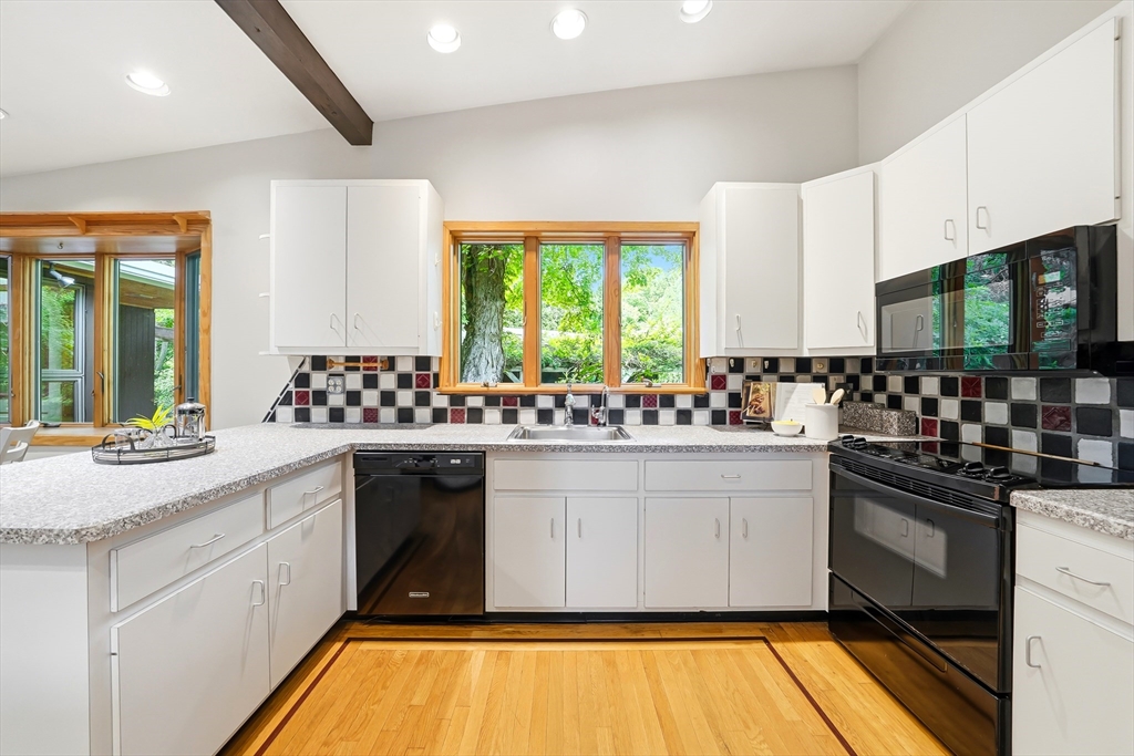 6 Angier Road Lexington, MA 02420 - Photo 14 of 42