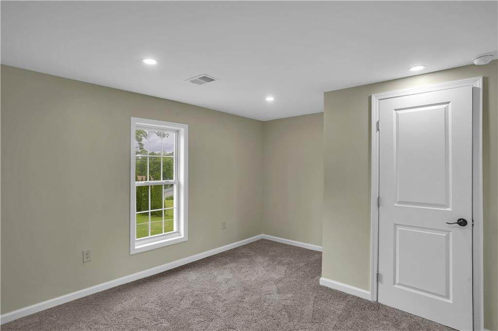 46 Terrace Road Millsboro, PA 15348 - Photo 26 of 32 an empty room with windows