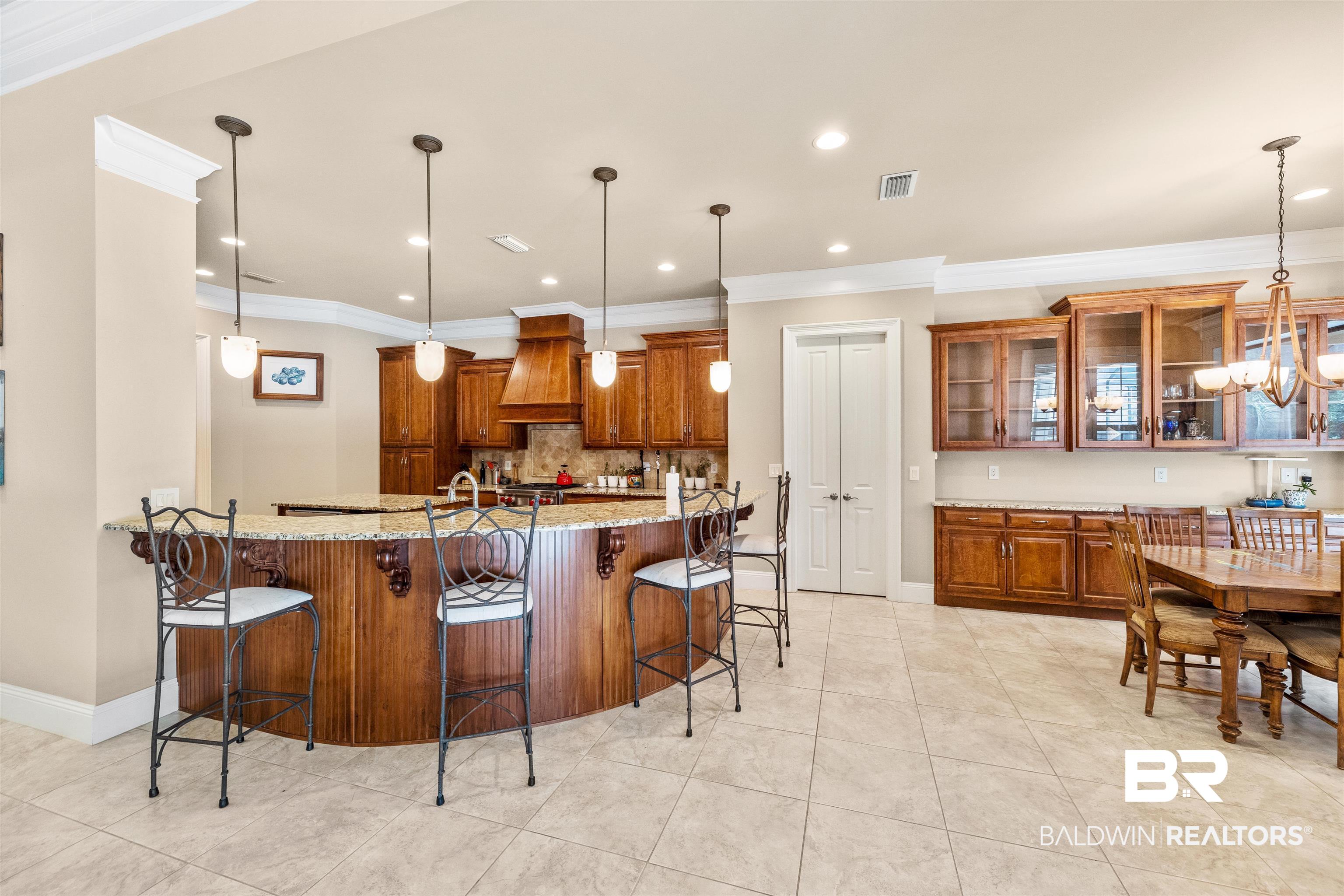 682 Deer Avenue Daphne, AL 36526 - Photo 9 of 32 Kitchen