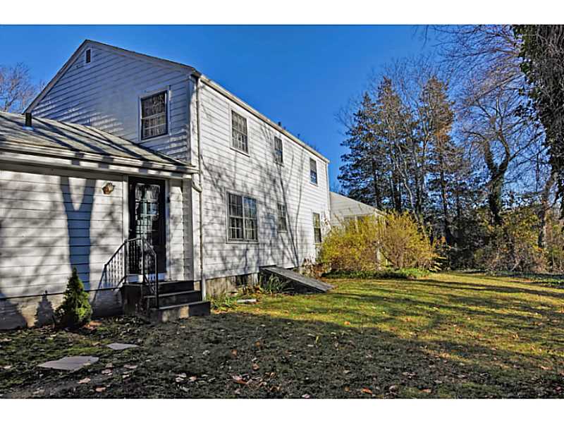 21 Lee Road Barrington, RI 02806 - Photo 3 of 25 Exterior Back.