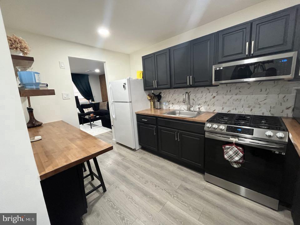 195 Kinsley Road Pemberton, NJ 08068 - Photo 3 of 22