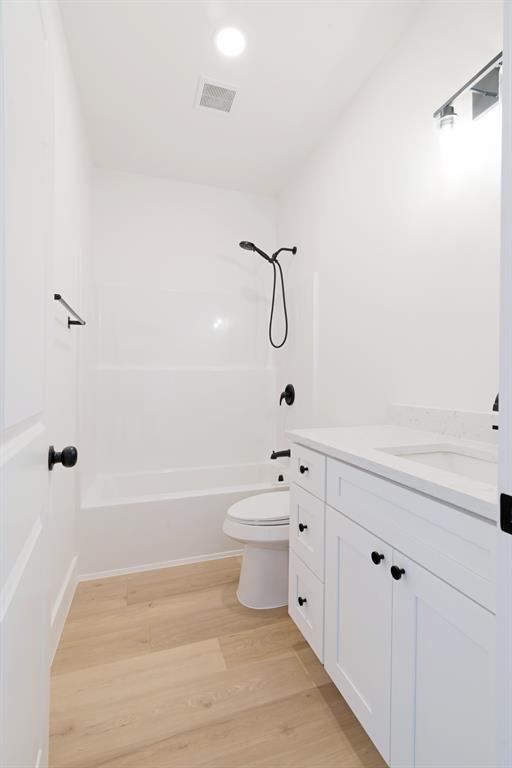 213 Private Road Sumner, TX 75486 - Photo 18 of 19 a bathroom with a bathtub shower sink and toilet