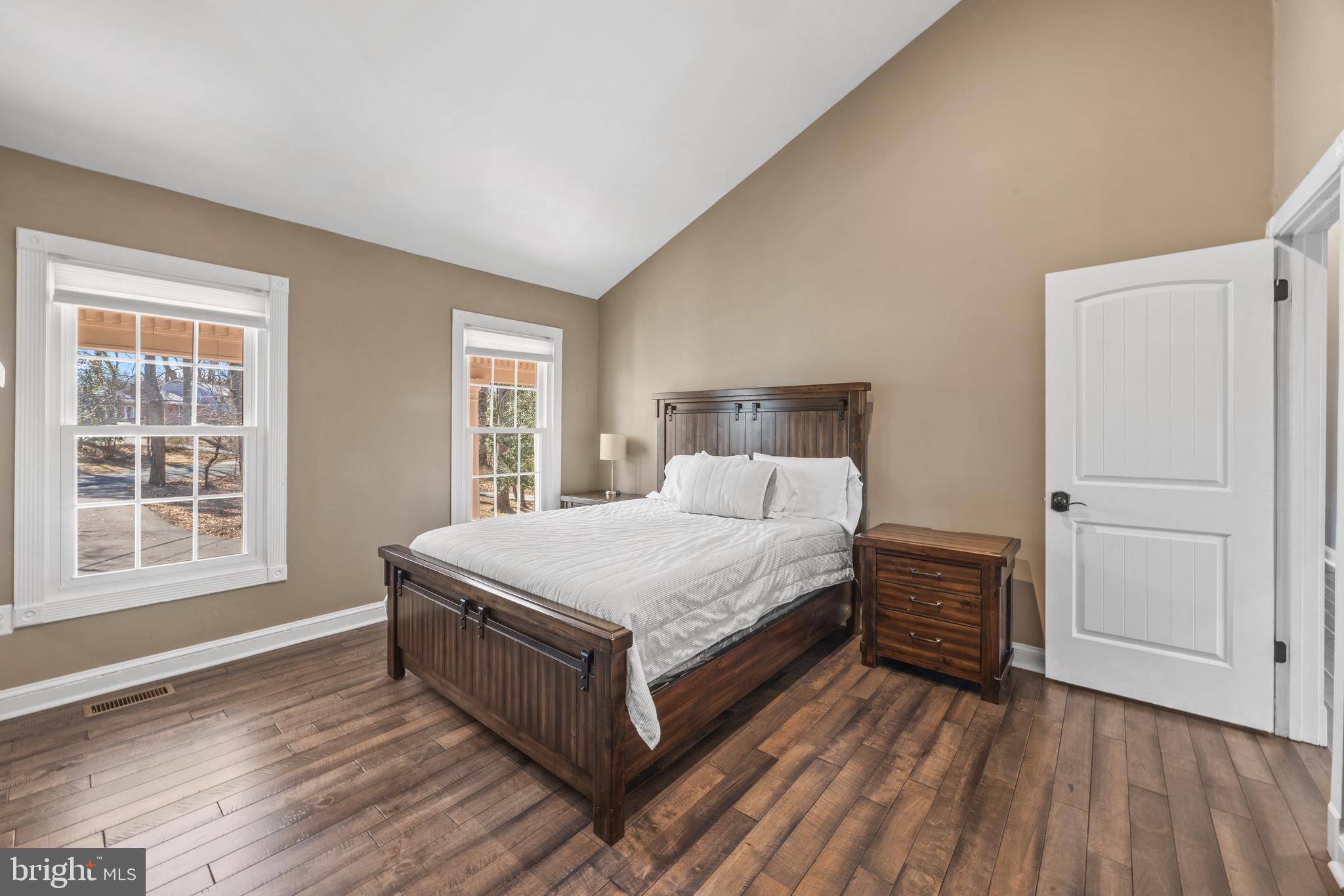 415 Edgewater Road Pasadena, MD 21122 - Photo 19 of 36 Bedroom with shared bath