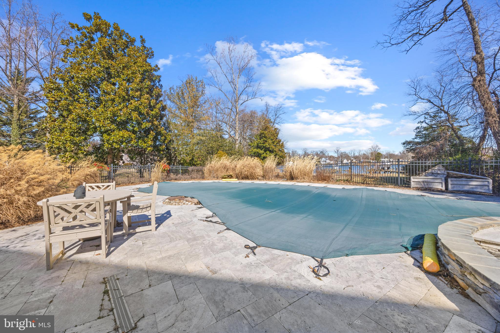 415 Edgewater Road Pasadena, MD 21122 - Photo 24 of 36 Waterside pool