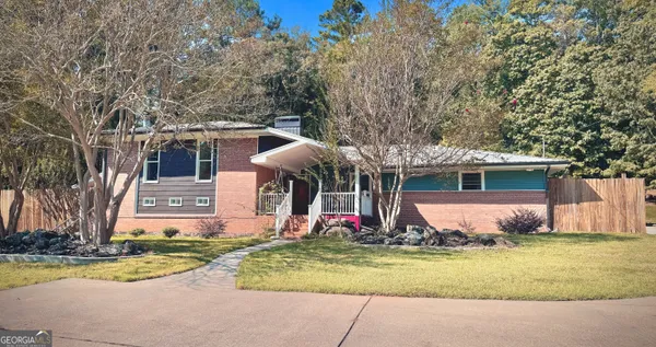 $399,900 | 705 Piney Woods Drive, LaGrange, GA 30240