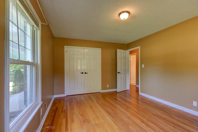 1290 Morgan Road Clarksville, TN 37040 - Photo 13 of 20 Gallery Image 13