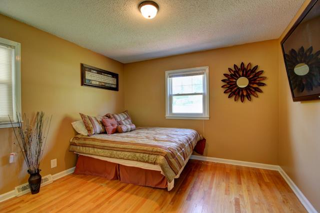 1290 Morgan Road Clarksville, TN 37040 - Photo 10 of 20 Gallery Image 10