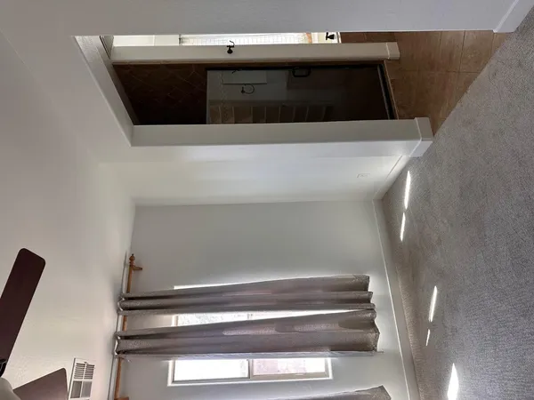 $2,400 | 2331 West Branham Lane, Phoenix, AZ 85041