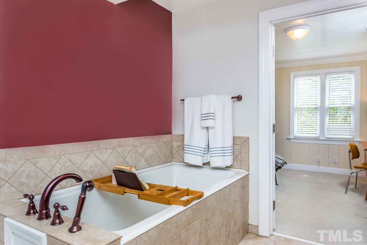 1319 Brooks Avenue Raleigh, NC 27607 - Photo 13 of 25