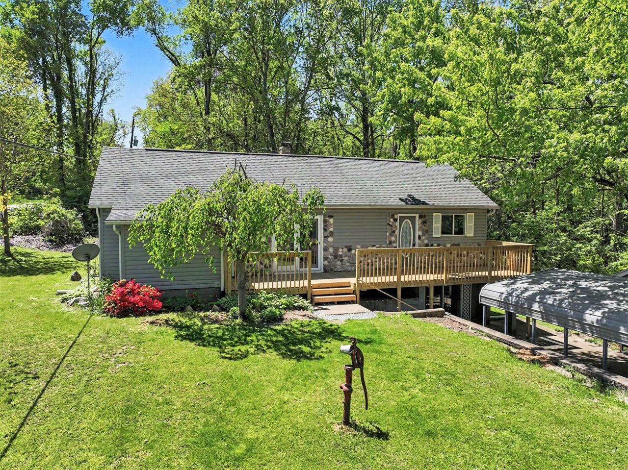 310 South Philip Road Niles, MI 49120 - Photo 4 of 32