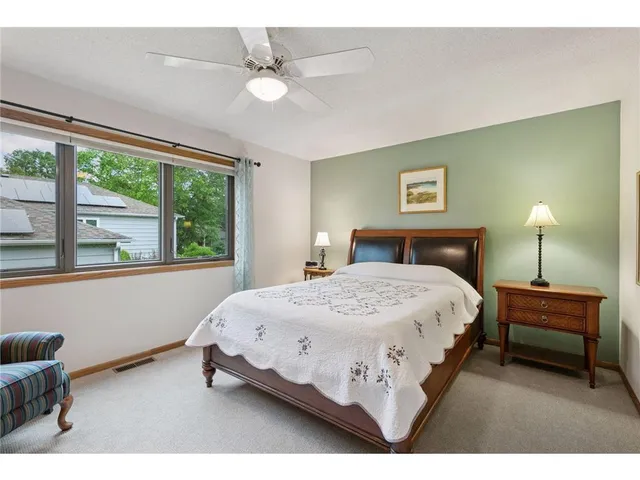 796 Sunset Drive, Eagan, MN 55123