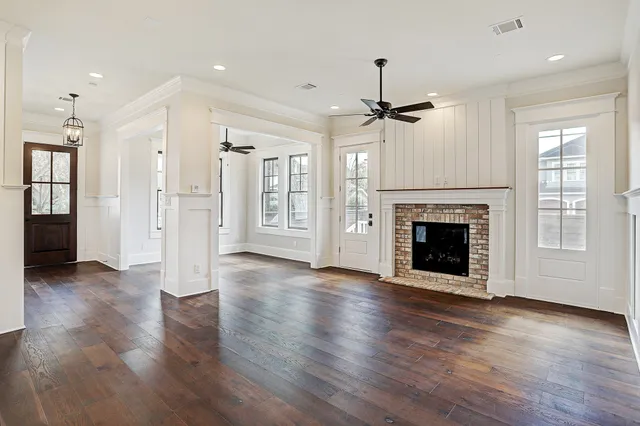 $8,850 | 1901 Bradshaw Street, Houston, TX 77008