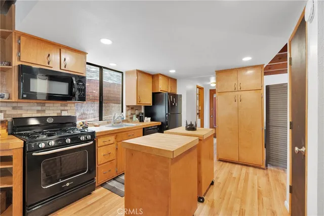 $449,999 | 1381 Laura Street, Wrightwood, CA 92397