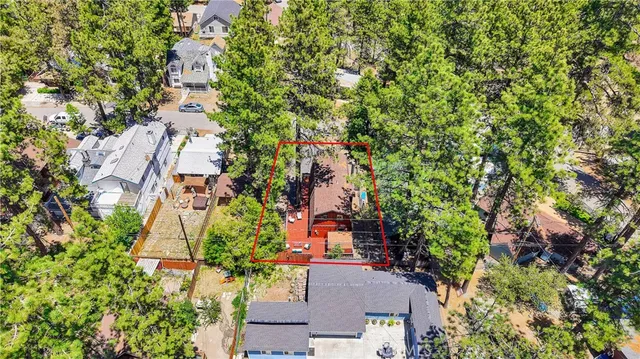 $449,999 | 1381 Laura Street, Wrightwood, CA 92397