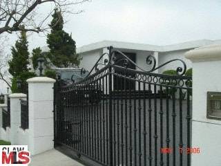 526 Chalette Drive Beverly Hills, CA 90210 - Photo 1 of 1