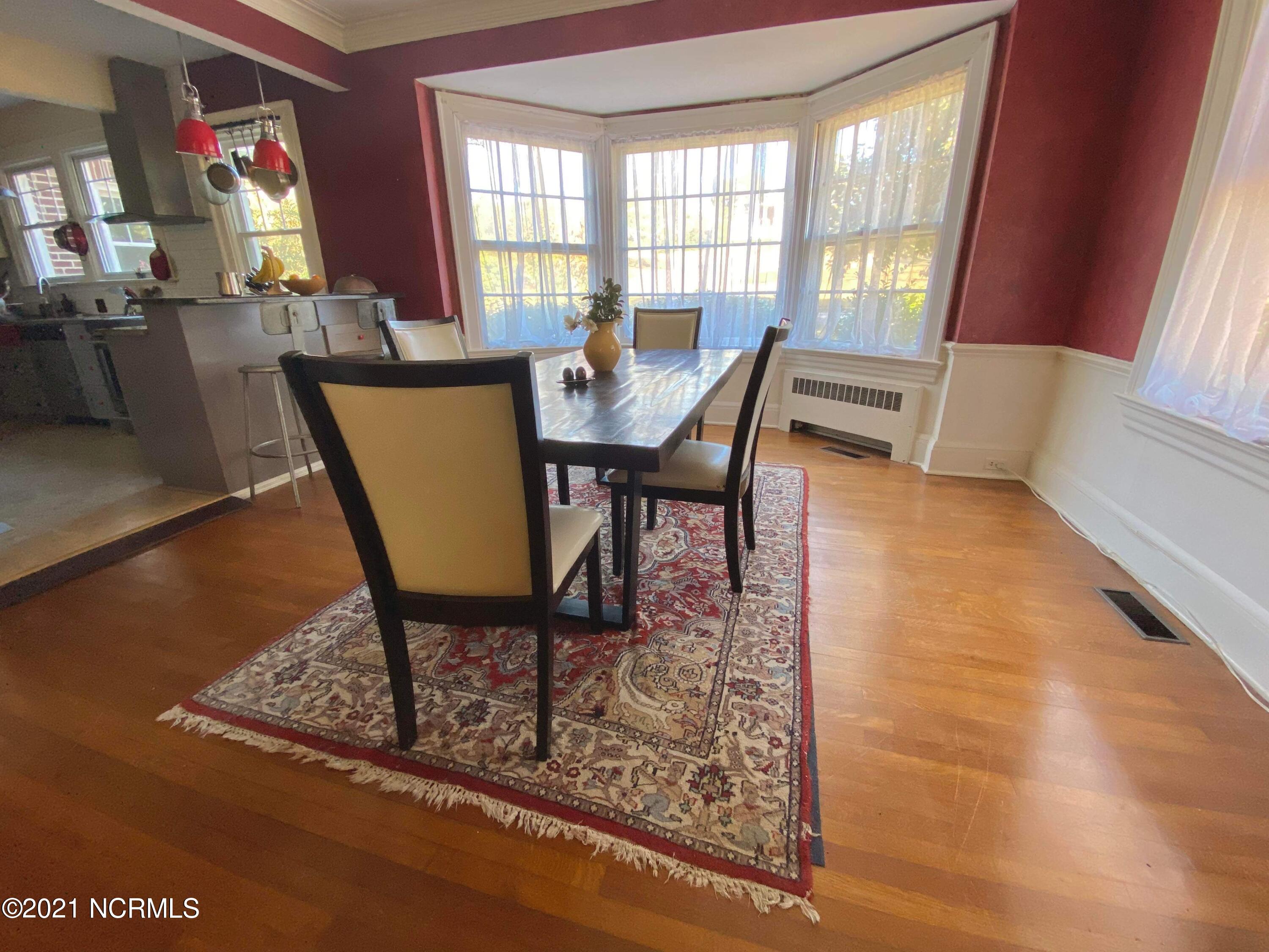 908 W Road Kinston, NC 28501 - Photo 10 of 66 IMG_4459