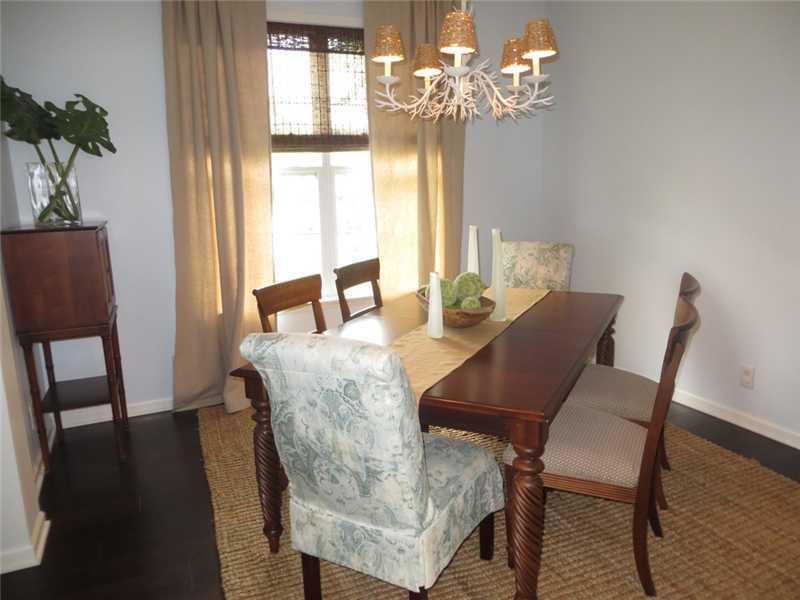 11367 Reflection Point Drive Fishers, IN 46037 - Photo 4 of 24 Gallery Image 4