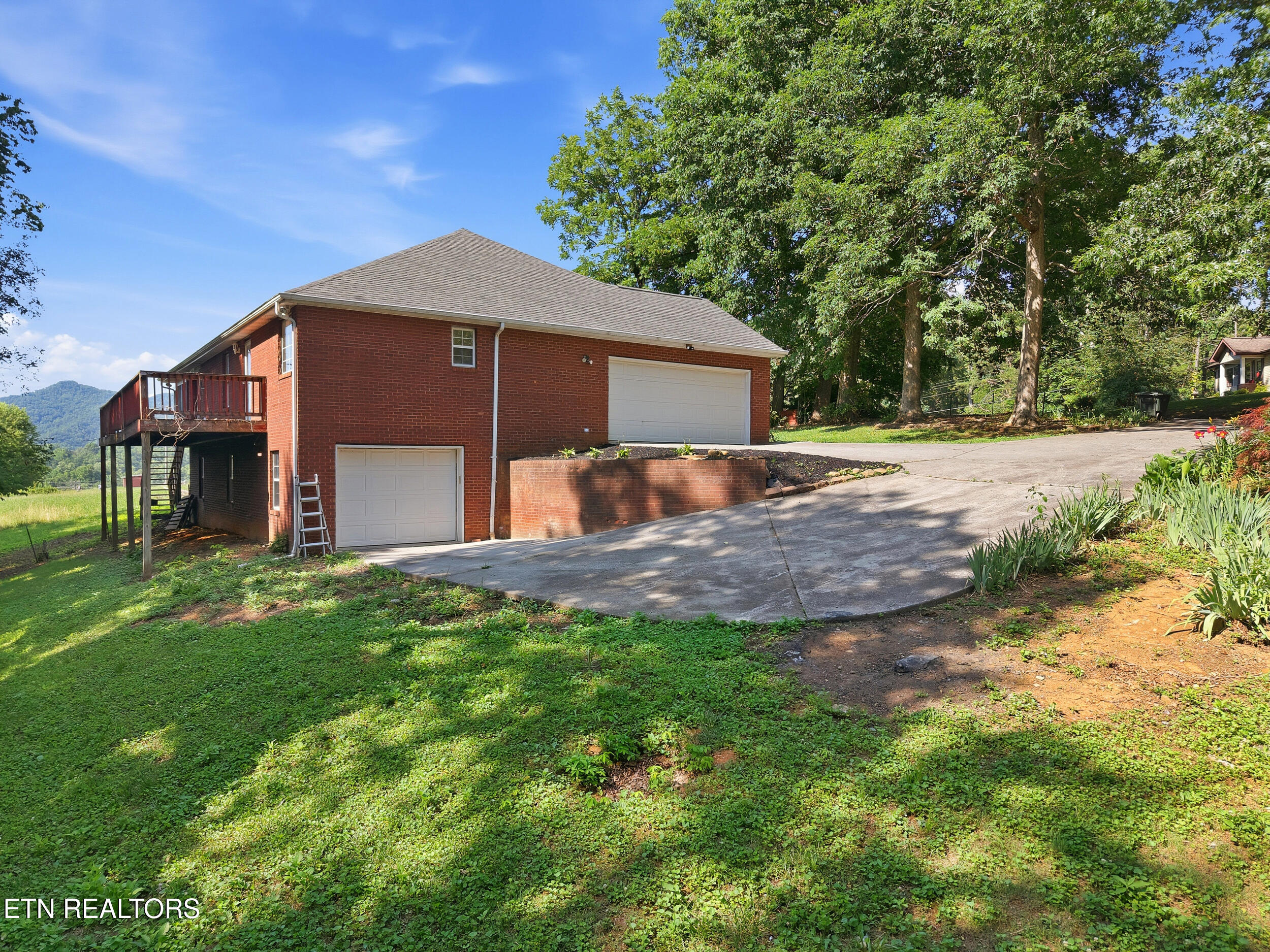 210 Bethel Church Road Townsend, TN 37882 - Photo 12 of 44 9_210_bethel_church_rd_0016