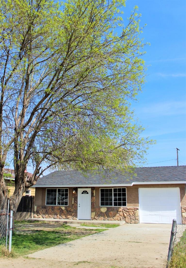 372 South Thompson Road Tipton, CA 93272 - Photo 2 of 30 Gallery Image 2