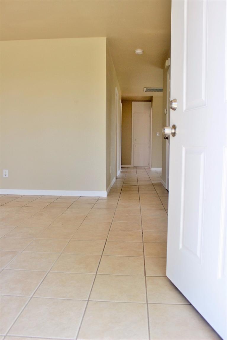 372 South Thompson Road Tipton, CA 93272 - Photo 7 of 30 Gallery Image 7