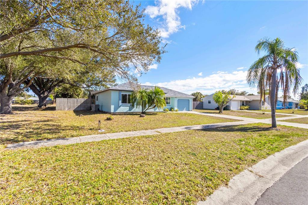 6057 Myrtlewood Road North Port, FL 34287 - Photo 30 of 37