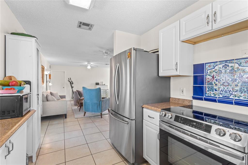 6057 Myrtlewood Road North Port, FL 34287 - Photo 10 of 37