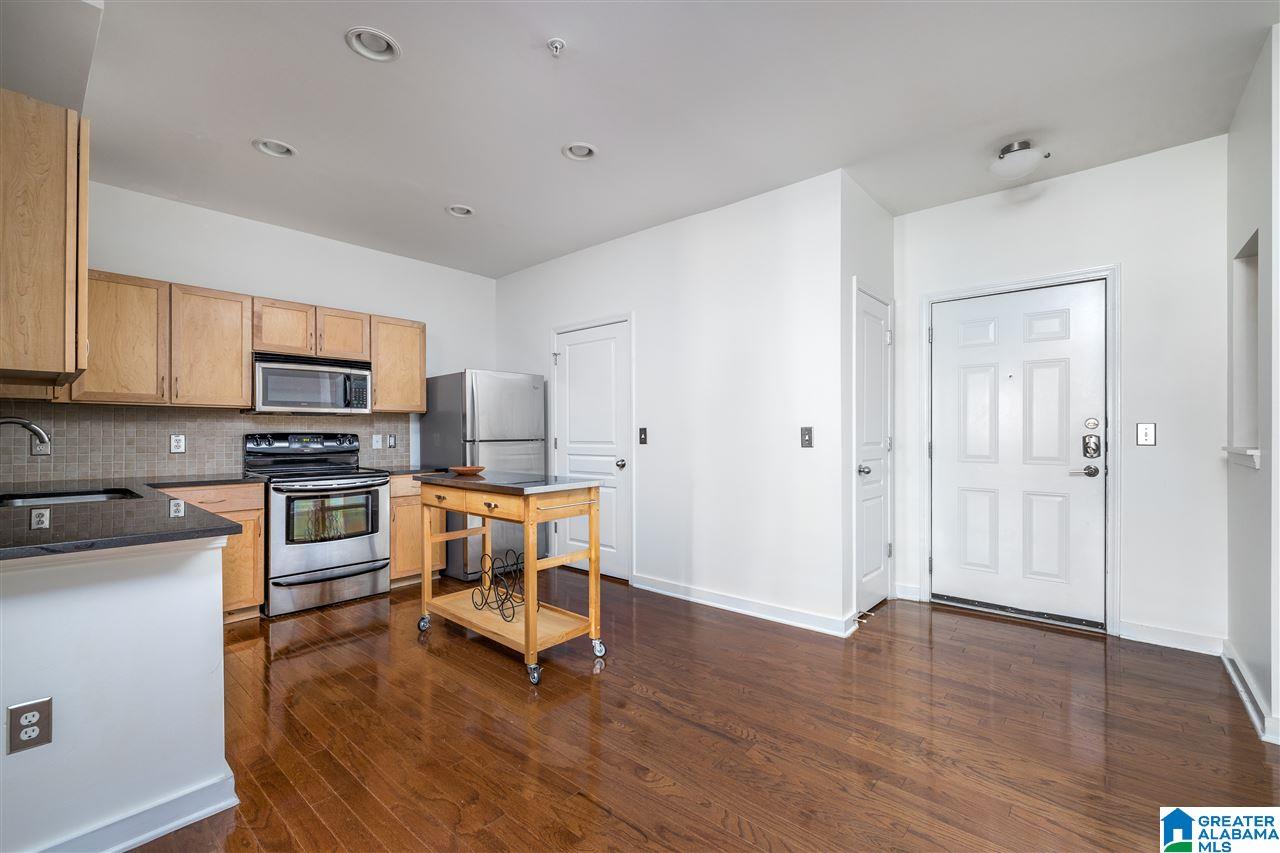 401 20th Street South, Unit 408 Birmingham, AL 35233 - Photo 8 of 36