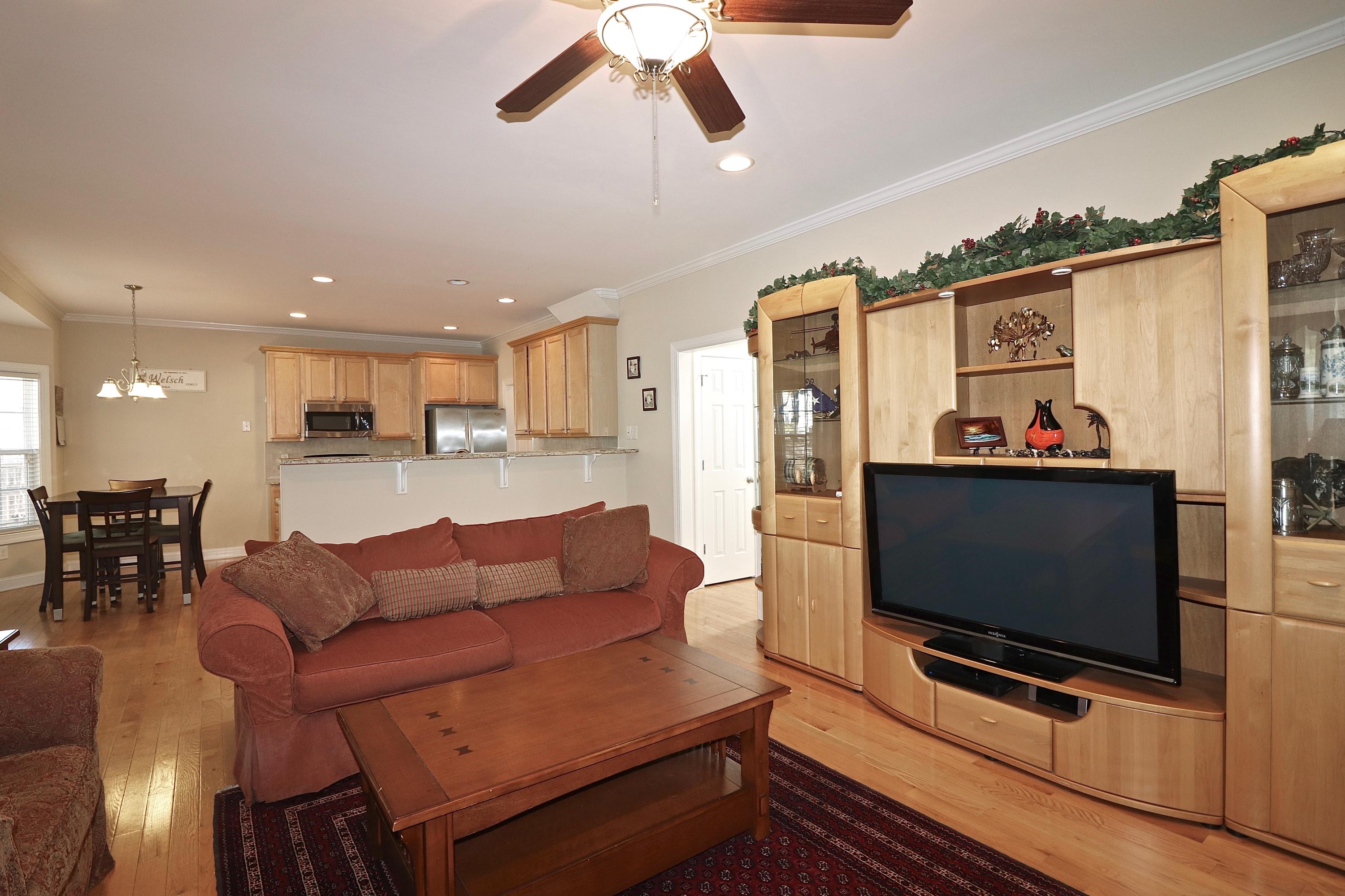 109 Sandy Springs Road Aberdeen, NC 28315 - Photo 22 of 52 Family Room