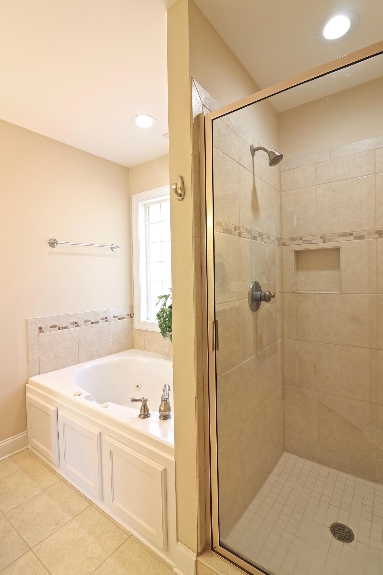 109 Sandy Springs Road Aberdeen, NC 28315 - Photo 29 of 52 Master Bath 4