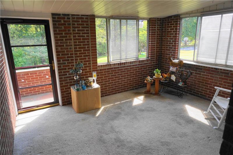 51 Moore Road Clinton, PA 15026 - Photo 11 of 20 Gallery Image 11
